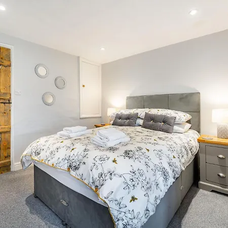 2 Bed In Ambleside Oc-Lr074 度假居 *